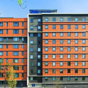 Ibis Budget Porte De La Chapelle - Arena París